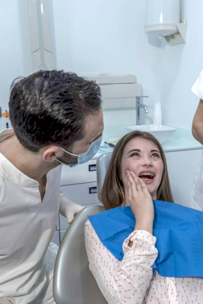 Best Weekend Emergency Dentist in Clayco, MO